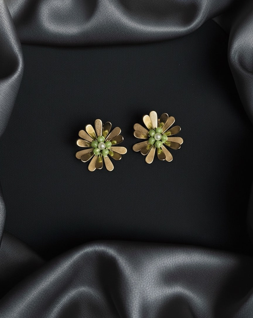 Golden Daisy Bloom Studs
