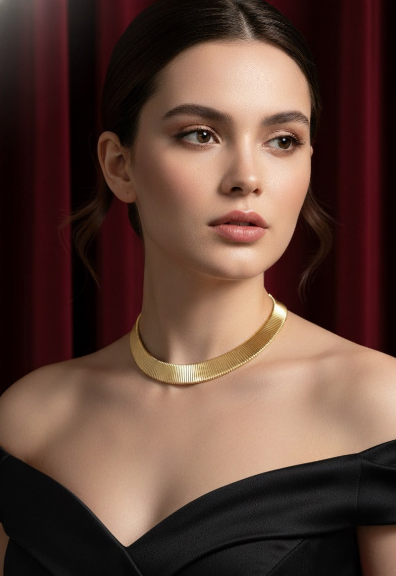 Classic Gold Collar Necklace