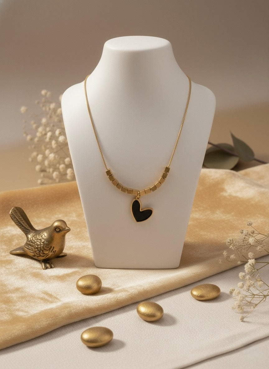 Noir Cubic Heart Necklace