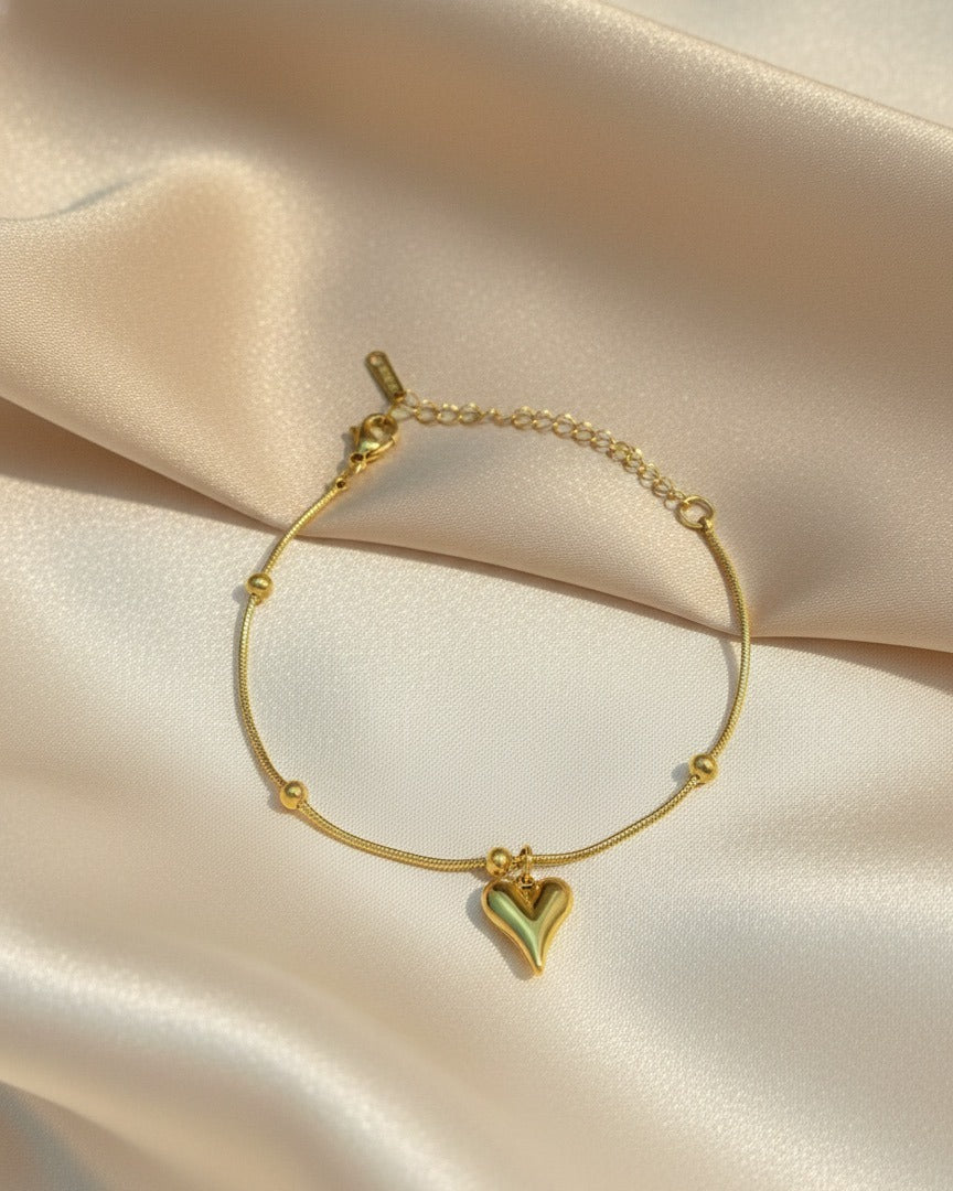 Serene Heart Charm Bracelet