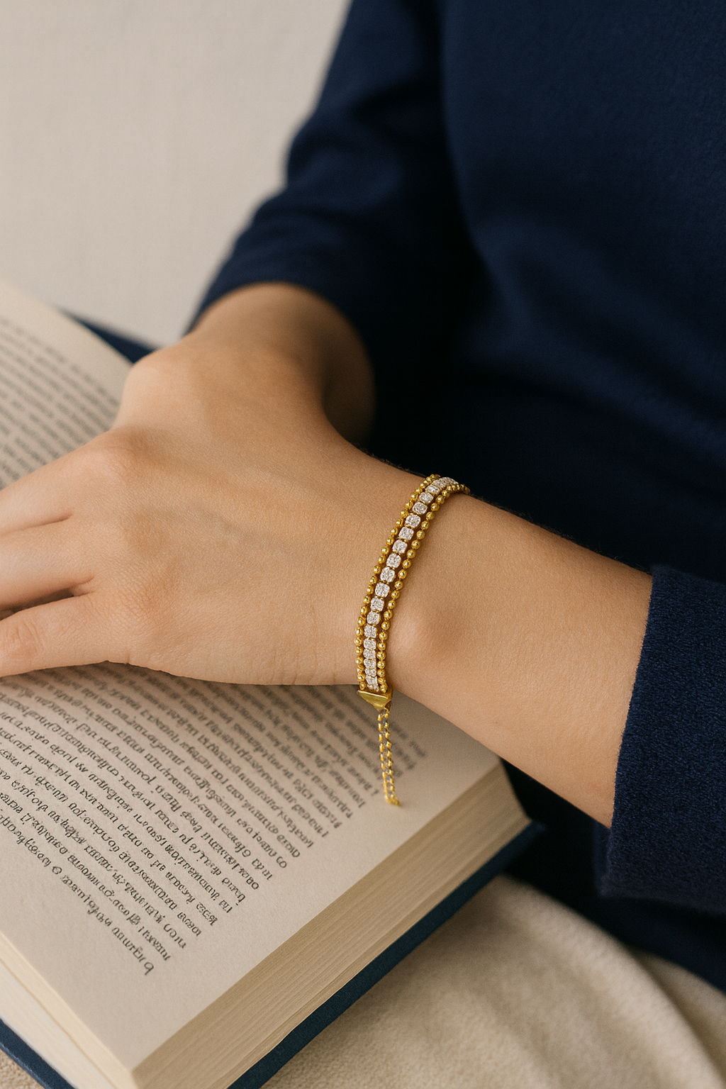 Dazzle-Edge Goldline Bracelet