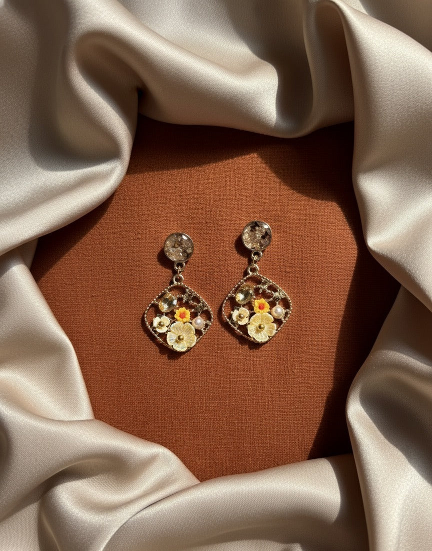 Honey Vintage Floral Drop Earrings