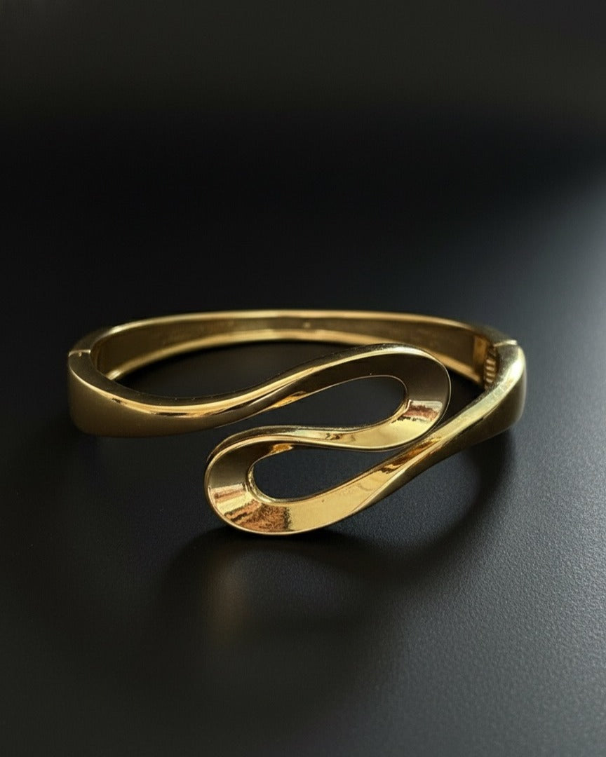 Eternal Loop Gold Cuff Bracelet