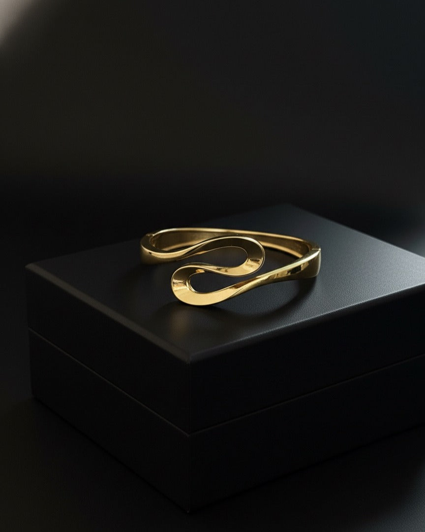 Eternal Loop Gold Cuff Bracelet